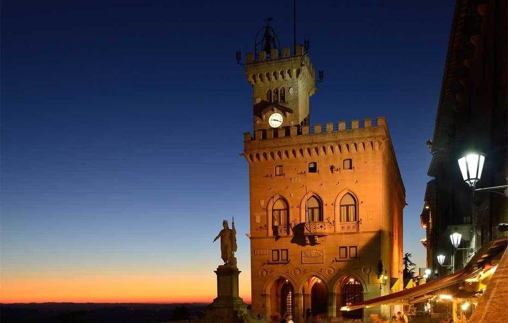 Titano Suites Сан-Марино Экстерьер фото